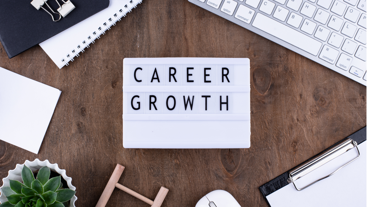 SaaS 102 #4 How to Grow Your Career with a Growth Mindset